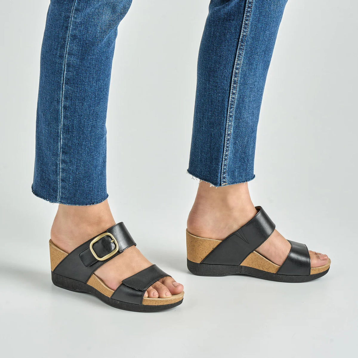 Dansko Shannon Women's Sandal In Black Burnished Nappa - TLW Shoes
