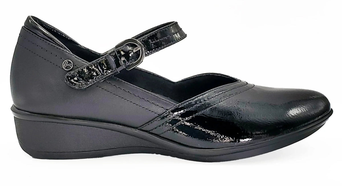 Revere Narita Women's Mary Jane Shoes In Black Patent - TLW Shoes