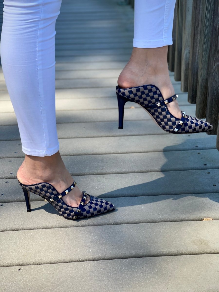 The Dosso Navy Blue Handwoven Pointy Toe Leather Women Sandal - TLW Shoes