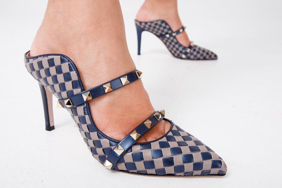 The Dosso Navy Blue Handwoven Pointy Toe Leather Women Sandal - TLW Shoes