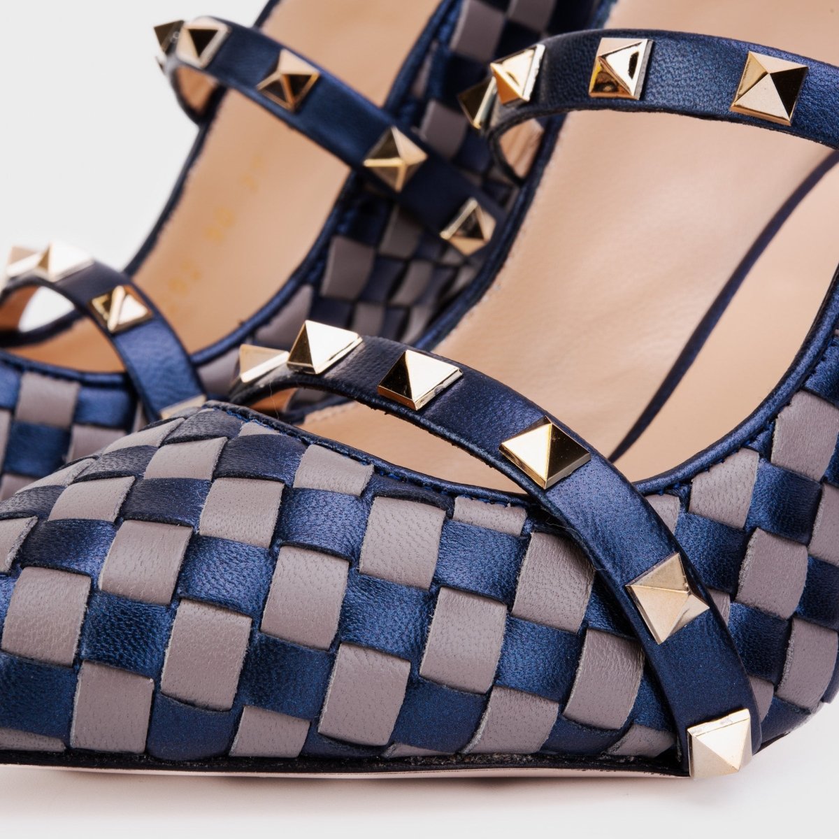 The Dosso Navy Blue Handwoven Pointy Toe Leather Women Sandal - TLW Shoes