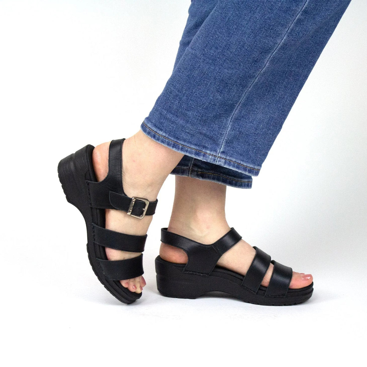 Sanita Sesso Womens Strappy Sandals In Black - TLW Shoes