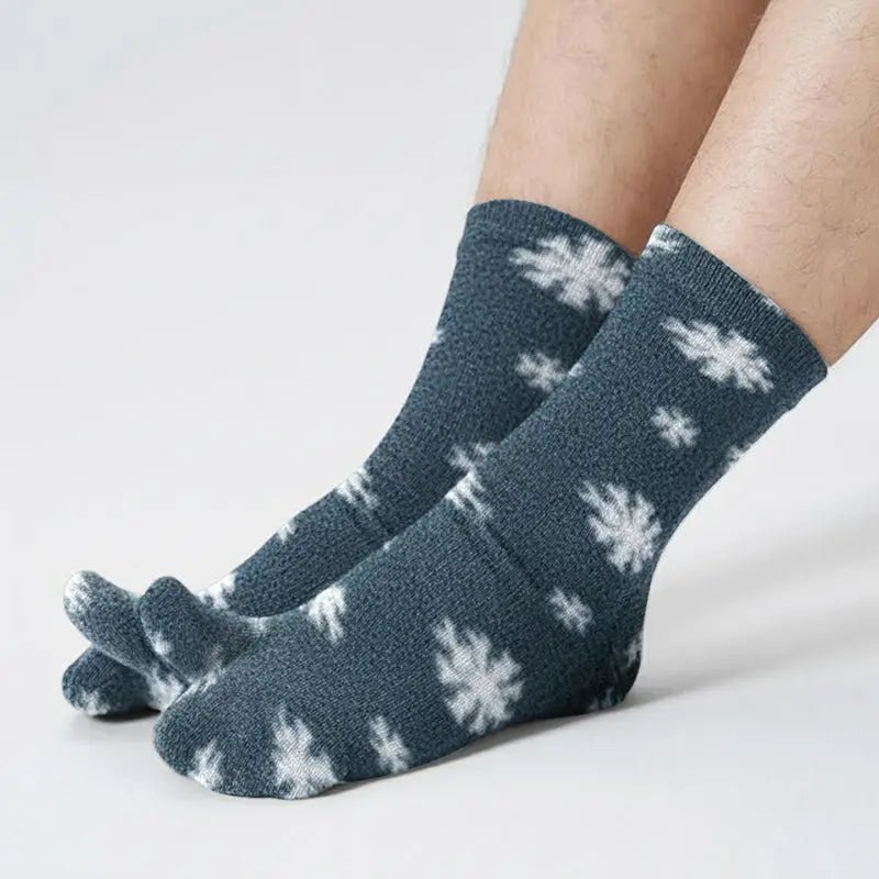 Polar Feet Fleece Tabi Socks - Snow - TLW Shoes