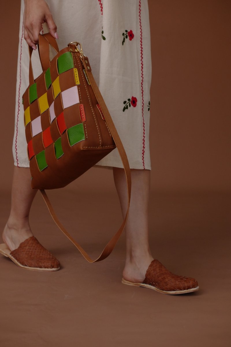 HAND WOVEN LEATHER SLIDES // CAMEL - TLW Shoes