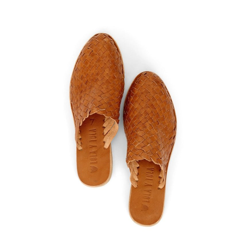 HAND WOVEN LEATHER SLIDES // CAMEL - TLW Shoes