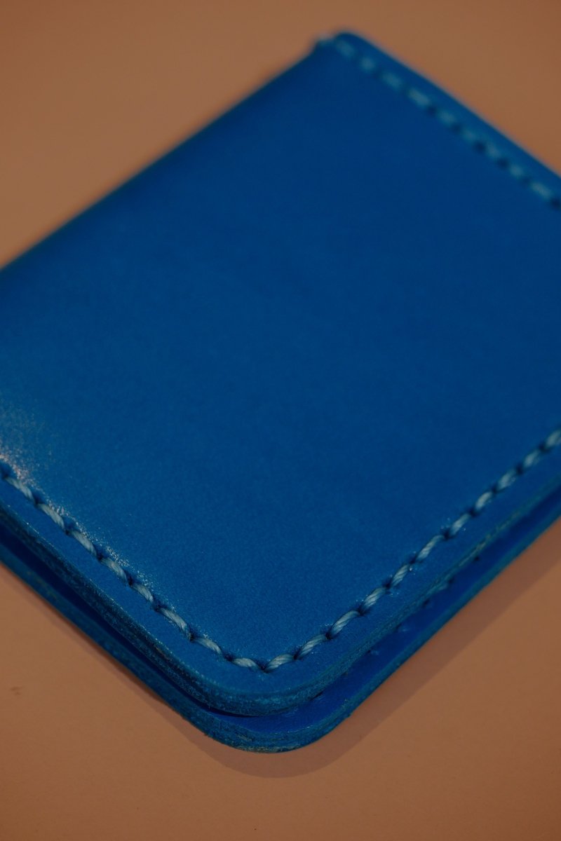 LEATHER CARDHOLDER WALLET // PACIFIC BLUE - TLW Shoes