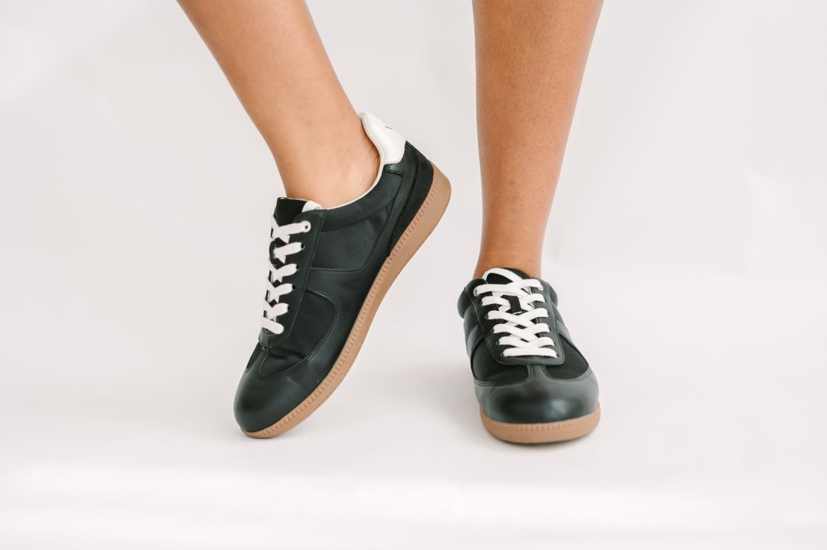 Taylor Sneakers Black - TLW Shoes