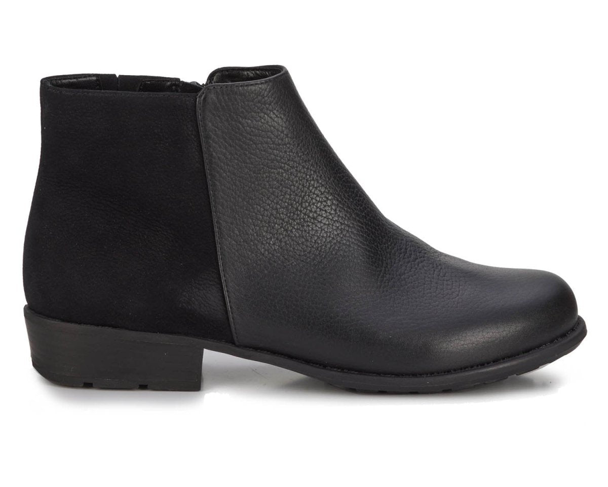 Walking Cradles Wc Lewis Women Put On Bootie In Black Tumbled Leather - TLW Shoes