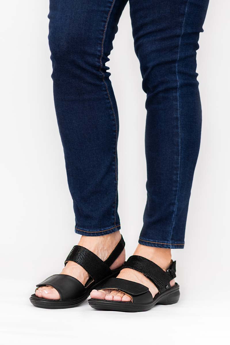 REVERE COMO WOMEN SANDALS IN BLACK LIZARD - TLW Shoes