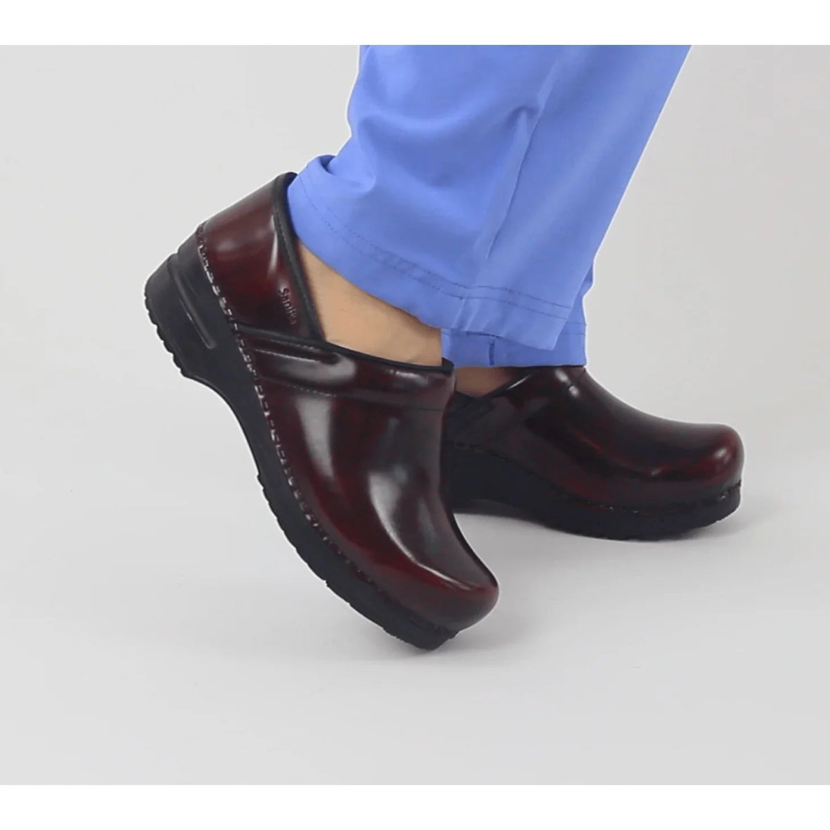 Sanita Professional Cabrio Women Clog In Bordeaux - TLW Shoes
