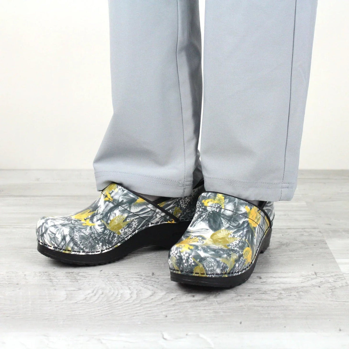 SANITA FLYWAY WOMEN CLOG IN YELLOW/GREY - TLW Shoes