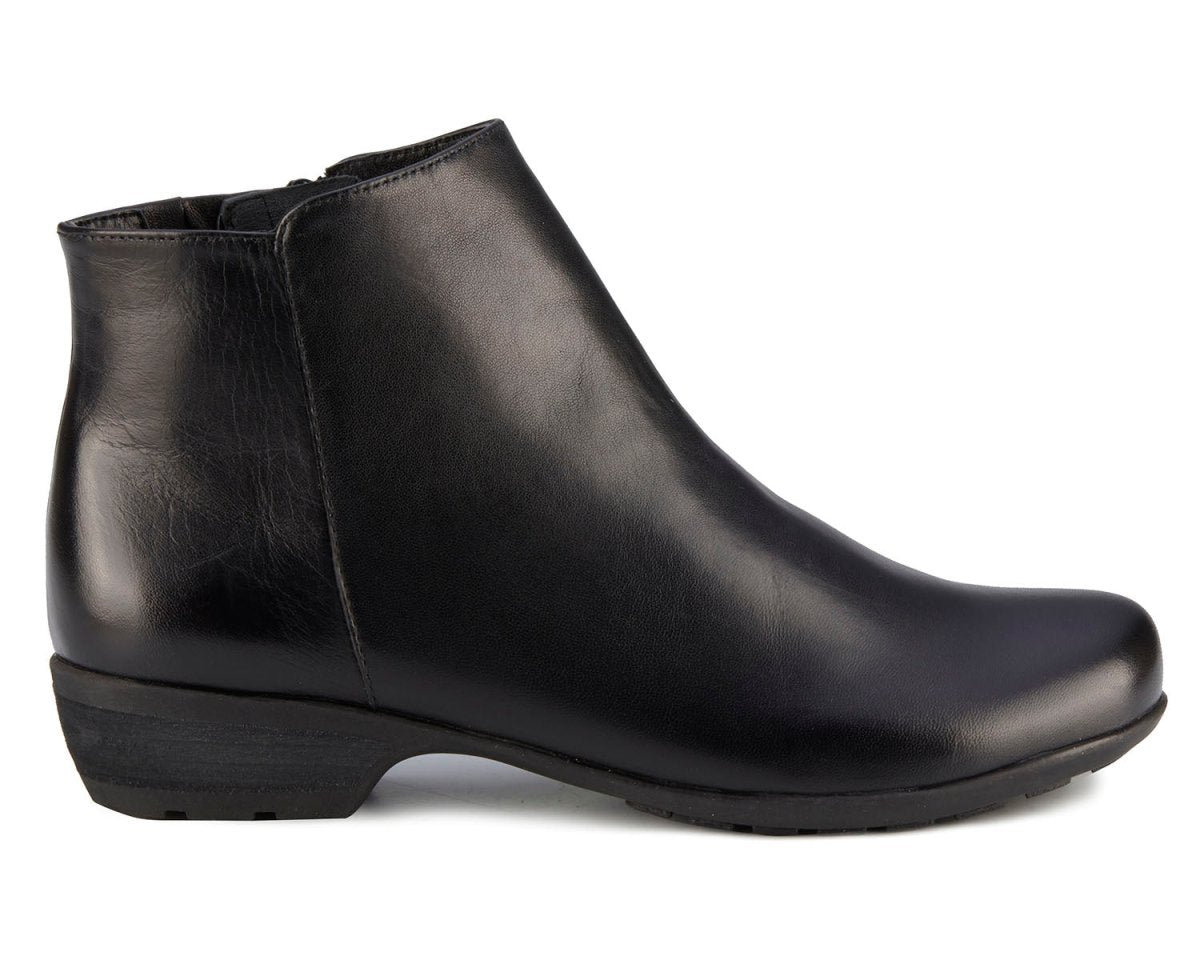 ROS HOMMERSON EZRA WOMEN'S INSIDE ZIPPER ANKLE BOOTIE IN BLACK - TLW Shoes