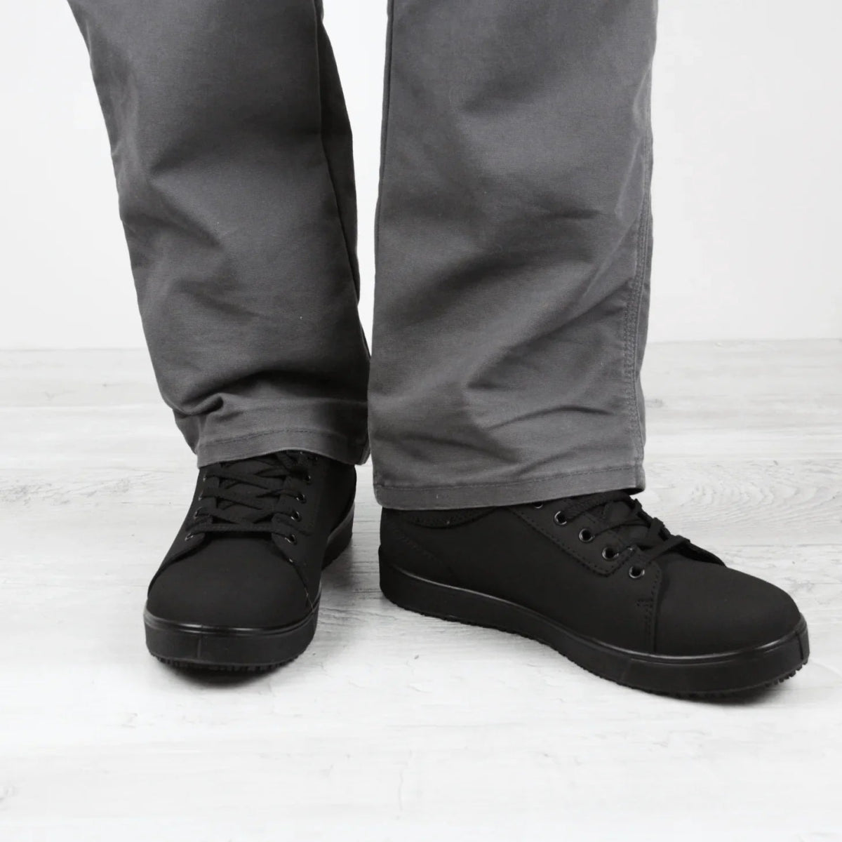 SANITA UMAMI-O2 WORK SNEAKER UNISEX IN BLACK - TLW Shoes